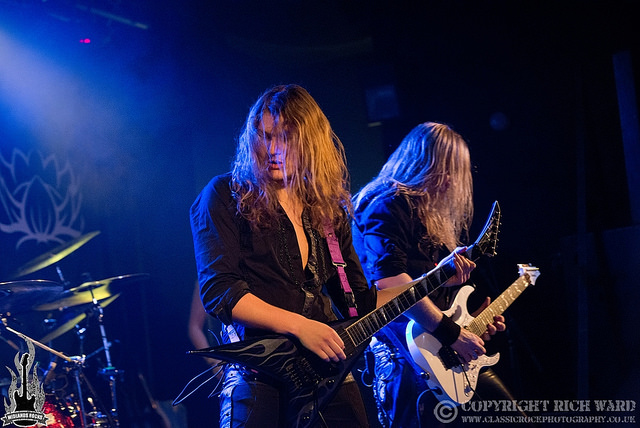 Kobra & The Lotus