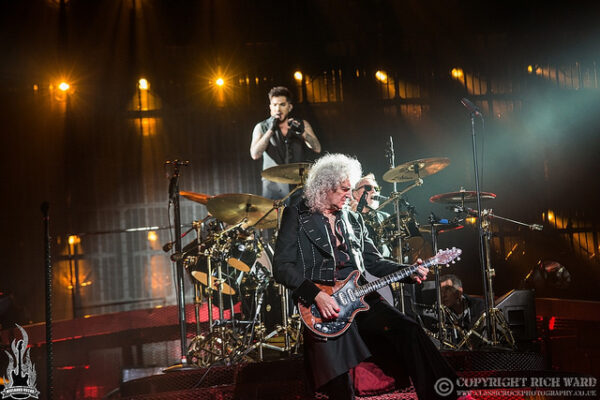 Queen + Adam Lambert