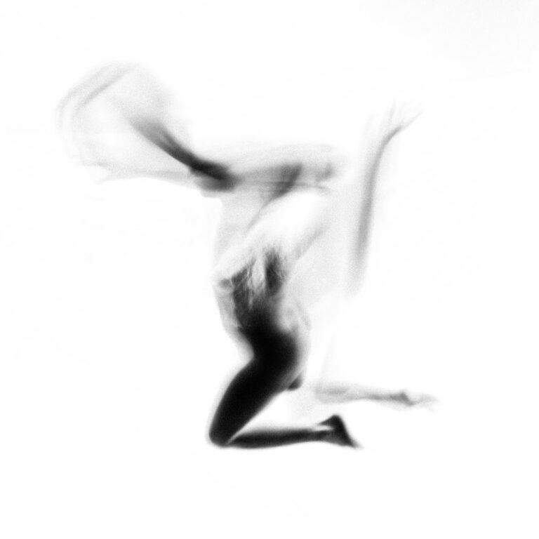 Lone Assembly – Knots & Chains